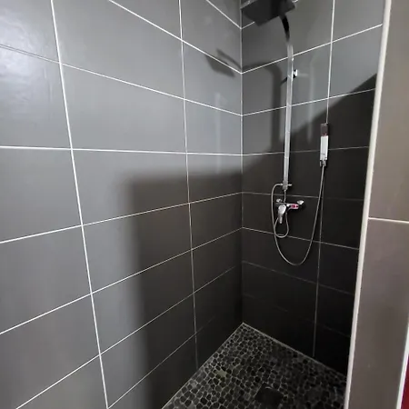 Semesterbostad Maison Campagne Avec Piscine Et La Salvetat-Belmontet